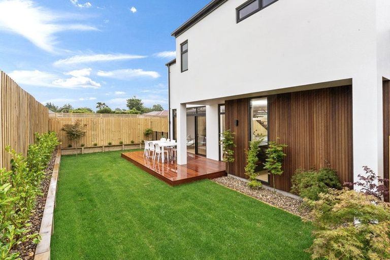 Photo of property in 157a Centaurus Road, Saint Martins, Christchurch, 8022