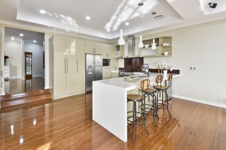 Photo of property in 15 Bejoy Rise, East Tamaki Heights, Auckland, 2016