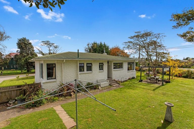 Photo of property in 36 Tawa Street, Edgecumbe, 3120