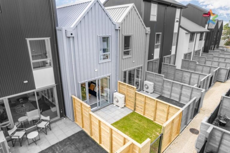 Photo of property in 34 John Street, Stokes Valley, Lower Hutt, 5019