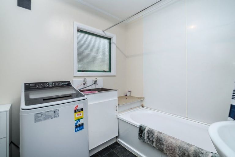 Photo of property in 51 Charles Street, Carterton, 5713