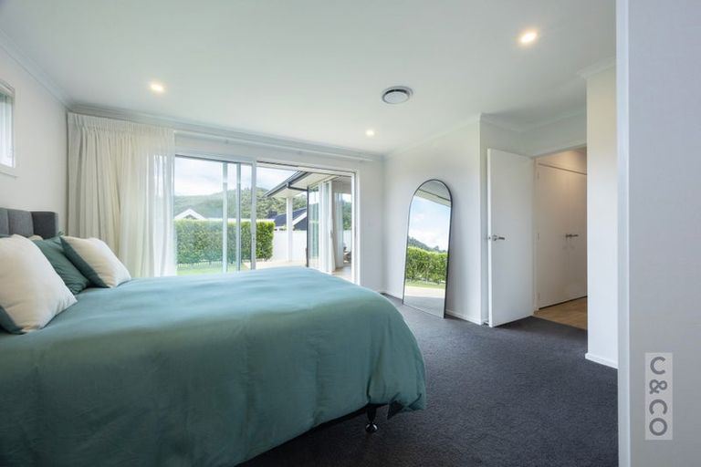 Photo of property in 31 Fruitlands Road, Kumeu, 0810