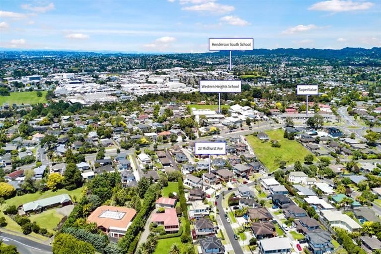Photo of property in 23 Midhurst Avenue, Henderson, Auckland, 0612