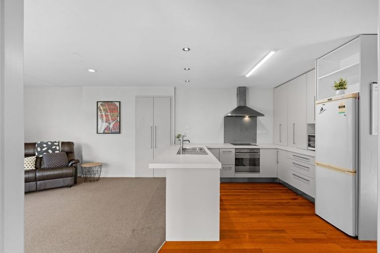 Photo of property in 28 Longmuir Street, Ilam, Christchurch, 8041