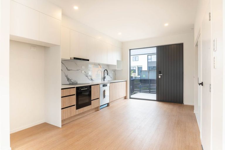 Photo of property in 197 Henwood Road, Westgate, 0814