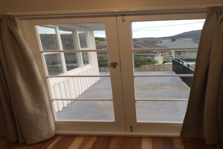 Photo of property in 113 Parkvale Road, Karori, Wellington, 6012