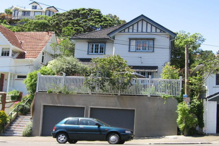 Photo of property in 15 Glen Road, Kelburn, Wellington, 6012