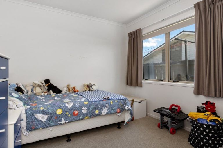 Photo of property in 45 Ballintoy Park Drive, Welcome Bay, Tauranga, 3175