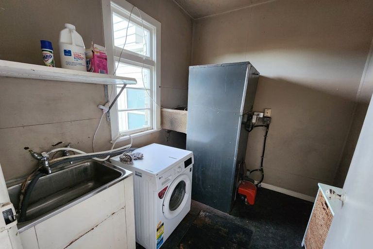 Photo of property in 2 Geraldine Street, Greymouth, 7805