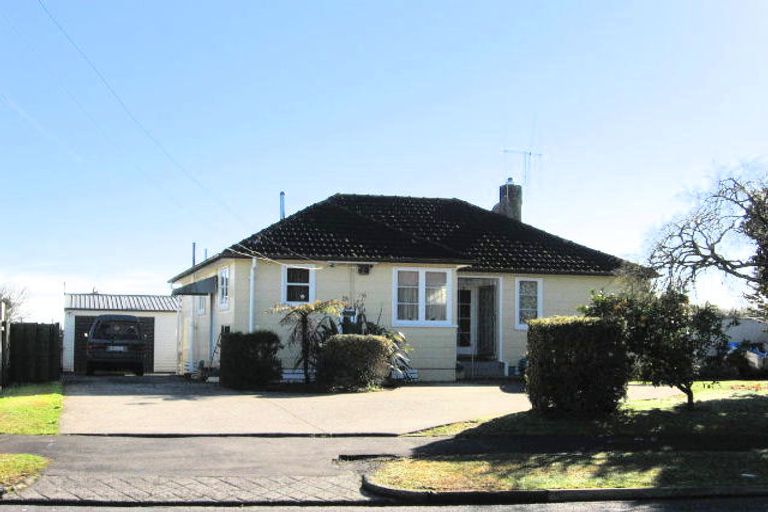 Photo of property in 57 Alfred Street, Fairfield, Hamilton, 3214