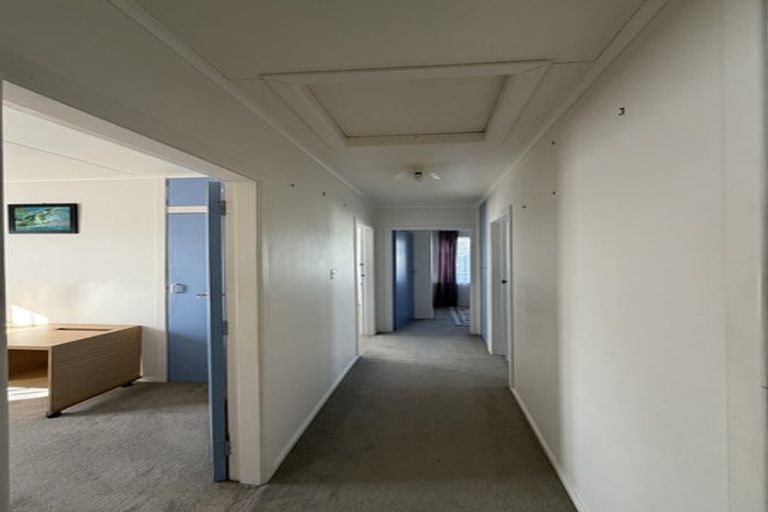 Photo of property in 5 Raleigh Street, Vogeltown, New Plymouth, 4310