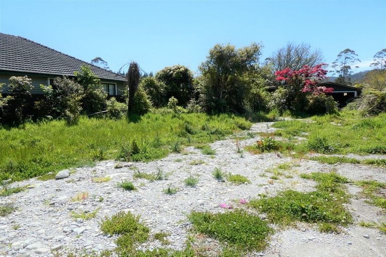 Photo of property in 16 Inverness Street, Dunollie, Runanga, 7803