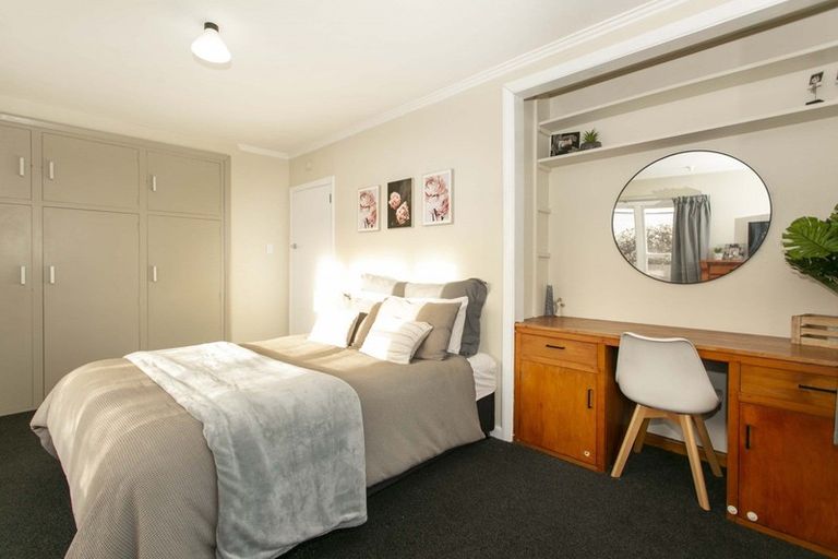 Photo of property in 18 Oxford Street, Hampstead, Ashburton, 7700