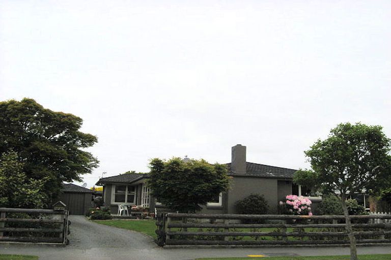 Photo of property in 3 Derwent Street, Bryndwr, Christchurch, 8053