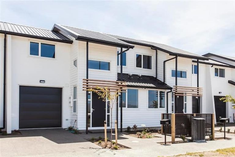 Photo of property in 25 Dow Square, Wigram, Christchurch, 8025