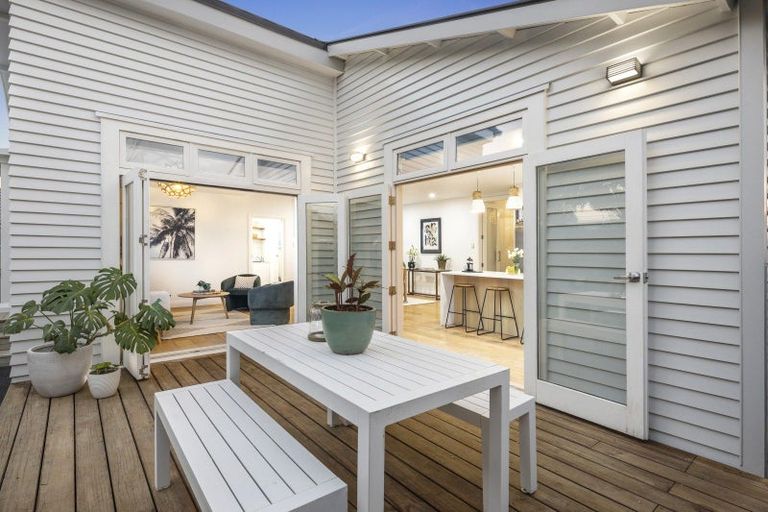 Photo of property in 52 Ava Street, Petone, Lower Hutt, 5012