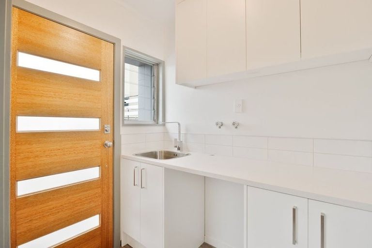 Photo of property in 1/1243 Victoria Street, Whitiora, Hamilton, 3200