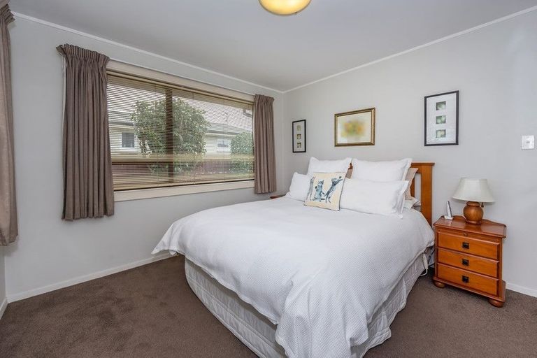 Photo of property in 25 Toorak Avenue, Avonhead, Christchurch, 8042