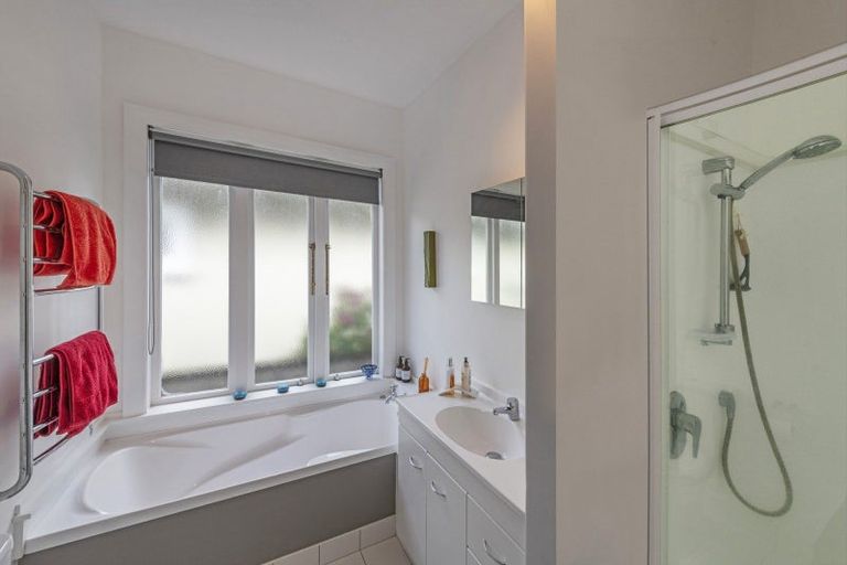 Photo of property in 72 Park Road, Miramar, Wellington, 6022