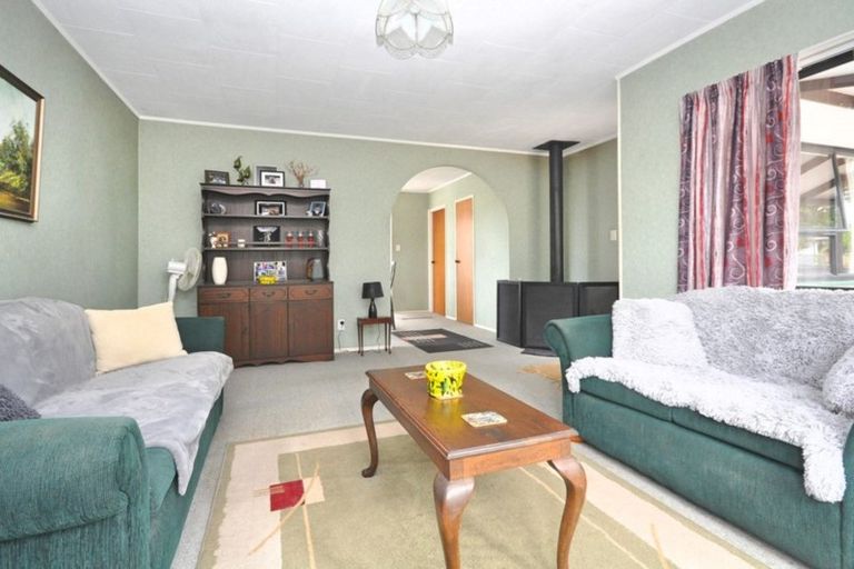 Photo of property in 4 Southview Place, Wattle Downs, Auckland, 2102