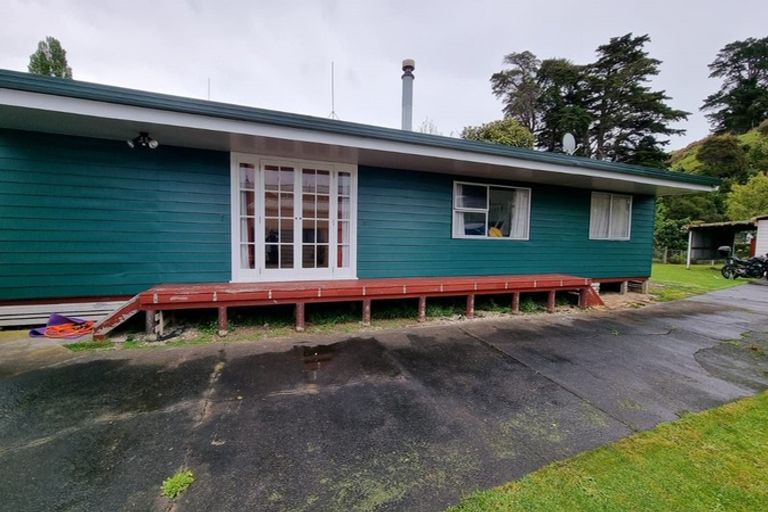 Photo of property in 7 Turei Road, Kawakawa Bay, Papakura, 2585