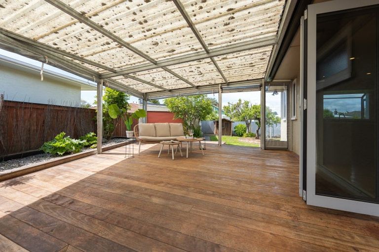 Photo of property in 4 Marsden Place, Awapuni, Palmerston North, 4412