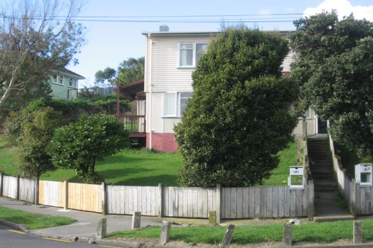 Photo of property in 181-187 Champion Street, Cannons Creek, Porirua, 5024