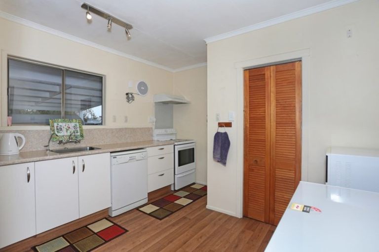 Photo of property in 6 Lower Beaven Street, Marton, 4710