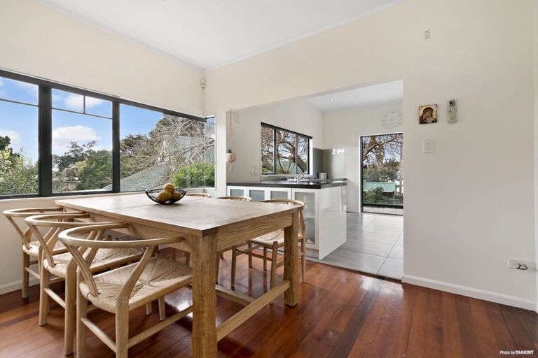 Photo of property in 86 Ladies Mile, Manly, Whangaparaoa, 0930