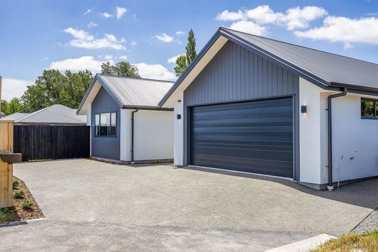 Photo of property in 20 Inch Crescent, Rangiora, 7400