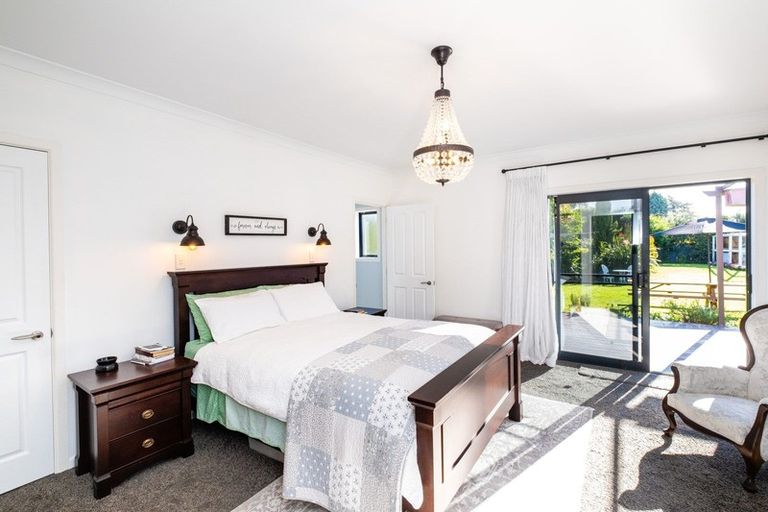 Photo of property in 21 Napier Street, Jervoistown, Napier, 4112