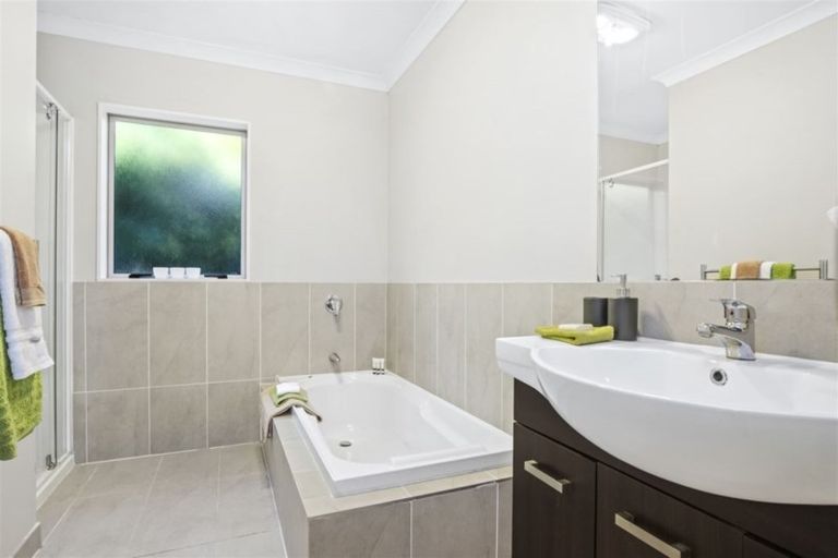 Photo of property in 20 Clark Road, Pahurehure, Papakura, 2113