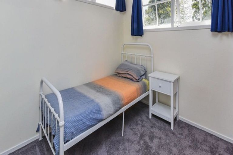 Photo of property in 10 Sunnypark Avenue, Rosehill, Papakura, 2113