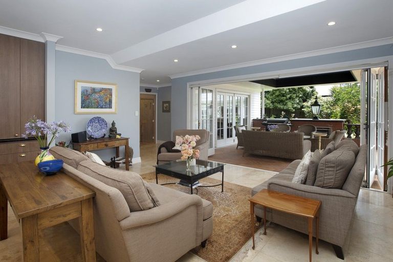 Photo of property in 21 Circuit Street, Merivale, Christchurch, 8052