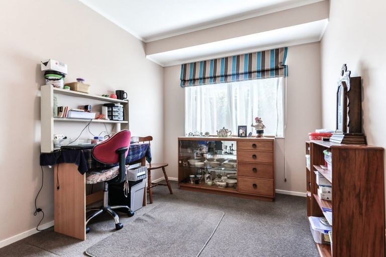 Photo of property in 30 Rosehill Place, Nawton, Hamilton, 3200