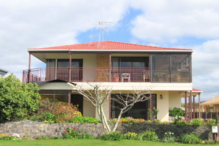 Photo of property in 52 Dickson Road, Papamoa Beach, Papamoa, 3118