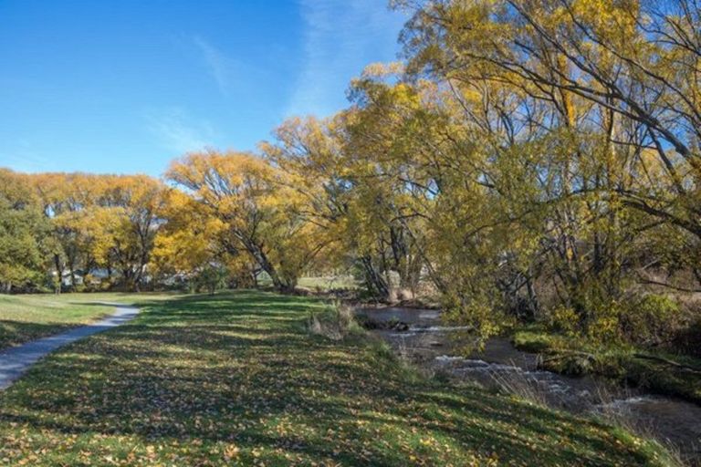 Photo of property in 26 Alice Burn Drive, Luggate, Cromwell, 9383