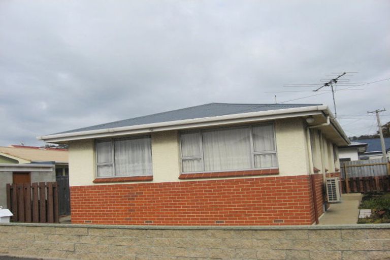 Photo of property in 33 Josephine Street, Caversham, Dunedin, 9012