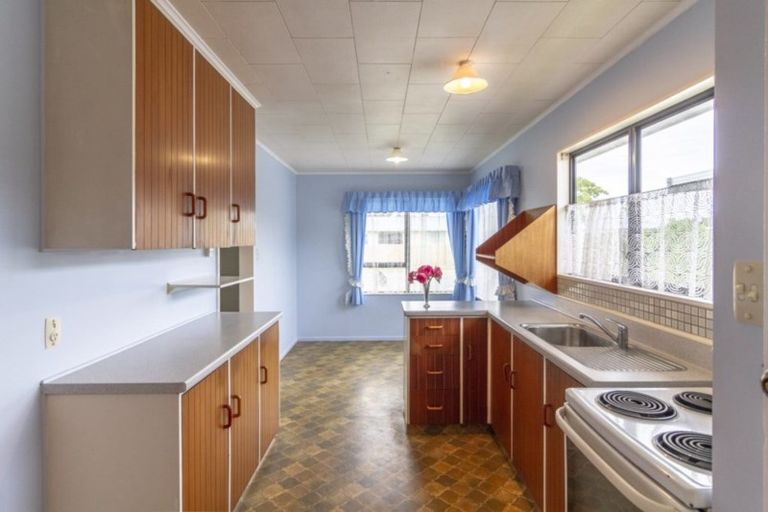 Photo of property in 28 York Avenue, Tamatea, Napier, 4112