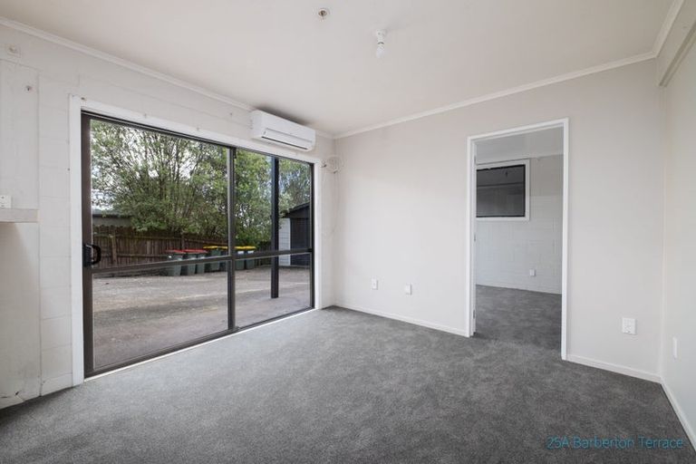 Photo of property in 25 Barberton Terrace, Red Hill, Papakura, 2110