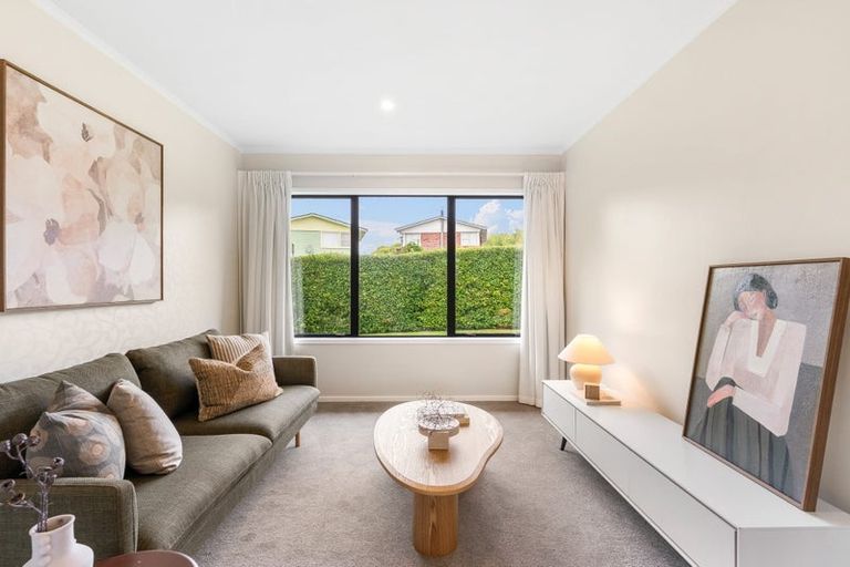 Photo of property in 10 Springfield Street, Forrest Hill, Auckland, 0620