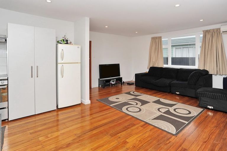 Photo of property in 180 Bower Avenue, New Brighton, Christchurch, 8083
