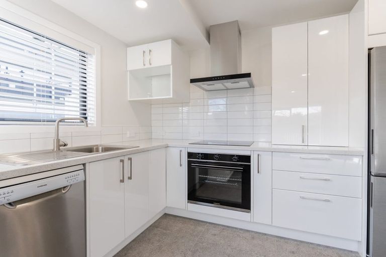 Photo of property in 450 Cambridge Terrace, Naenae, Lower Hutt, 5011