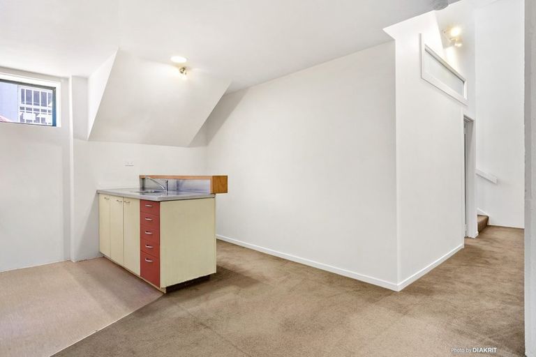 Photo of property in 10/5 Hopper Street, Mount Cook, Wellington, 6011