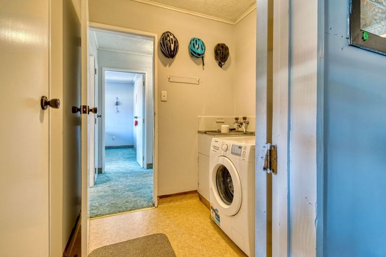 Photo of property in 2/14 Avondale Road, Taradale, Napier, 4112