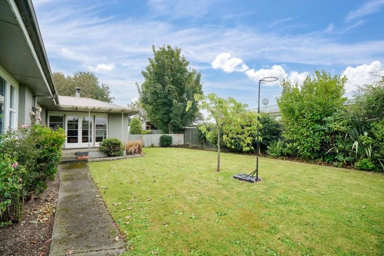 Photo of property in 106 Dunlop Street, Wallacetown, 9816