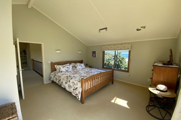 Photo of property in 44 Nyhane Drive, Ligar Bay, Takaka, 7183