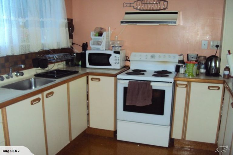 Photo of property in 1 Kerr Grove, Johnsonville, Wellington, 6037