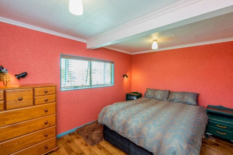 Photo of property in 9 Sylvia Way, Te Horo Beach, Otaki, 5581