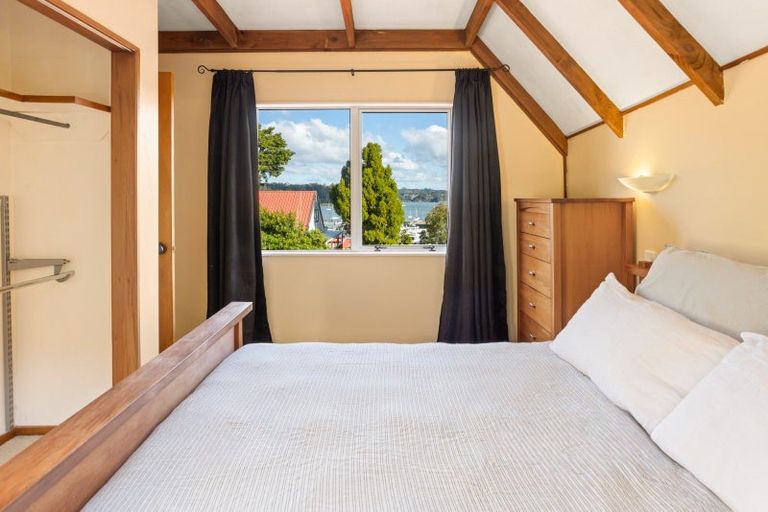 Photo of property in 4 Kellet Street, Opua, 0200